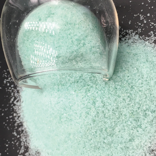 sulfato ferroso cristais anidros 25kg 30% 98% granular